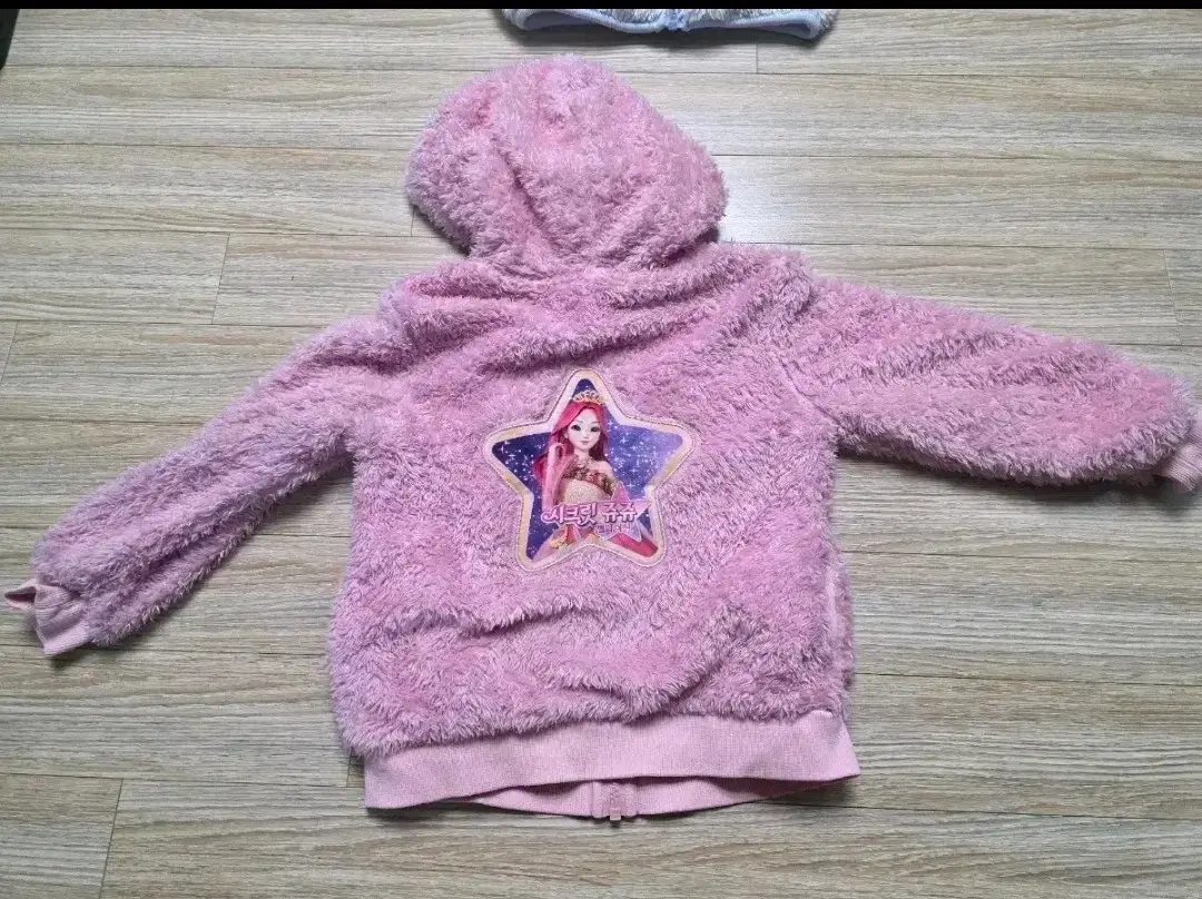 thumbnail-4
